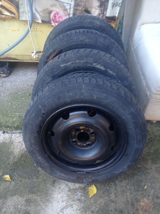Jante tabla 4*100 ET35 vw anvelopa 165 70 14 Spring