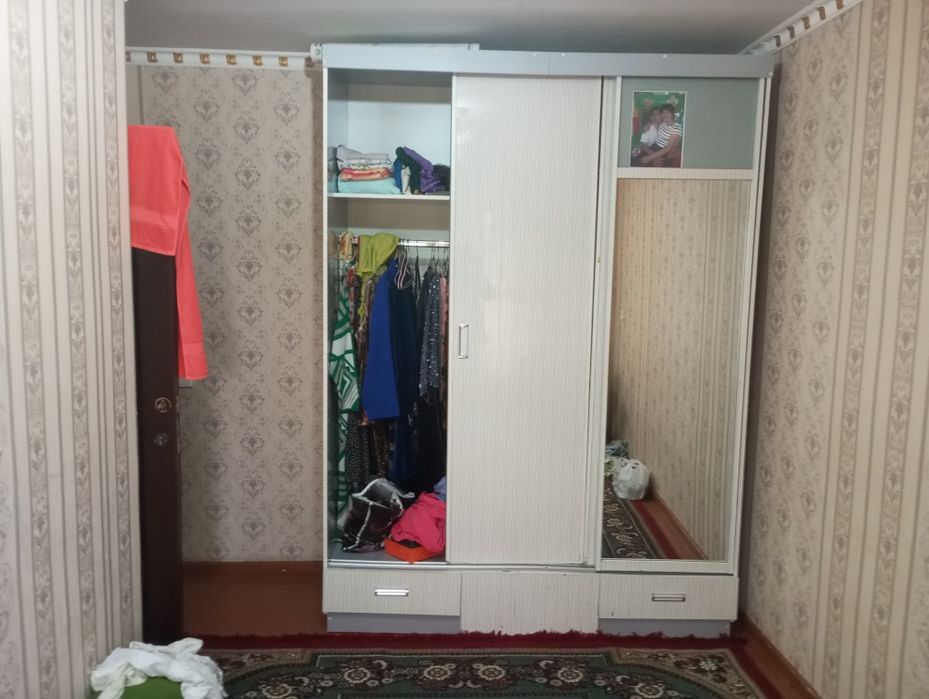 Gishli 4 xonali uy sotiladi Ipoteka Bor tezda