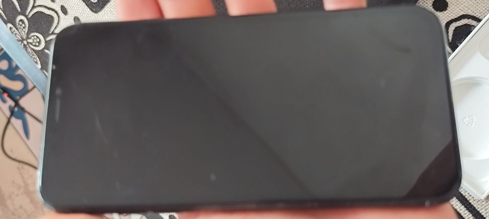 iPhone xr  на запчасти