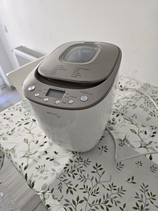 Masina de facut paine Delimano