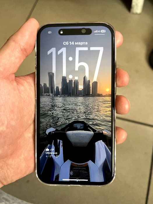 Iphone 16, айфон 16 в отличном состоянии