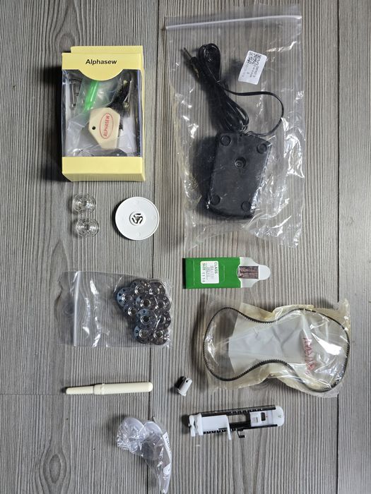 Masina de brodat Brother PE-400D Disney iPooh functionala dar incompleta