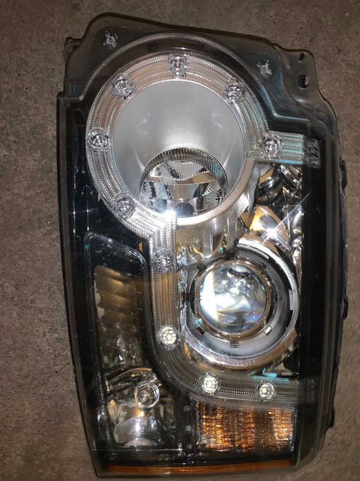 Faruri Land Rover Discovery 4