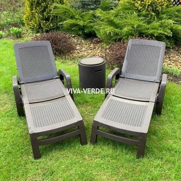 Шезлонг лежак под ротанг