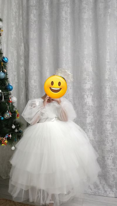 Продам белое платье