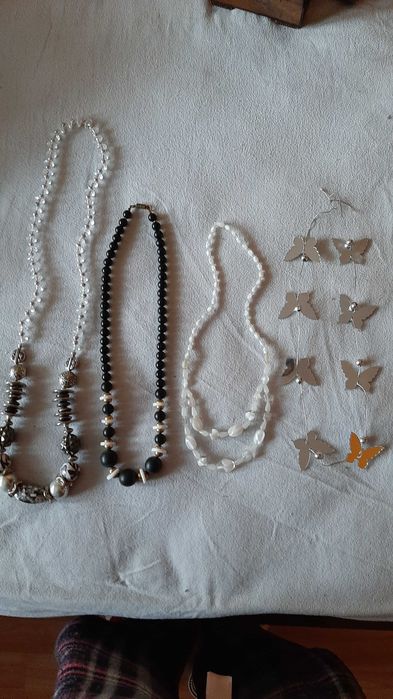 Бижута - колиета, гердани, обици