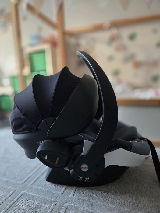 Столче за кола - BeSafe