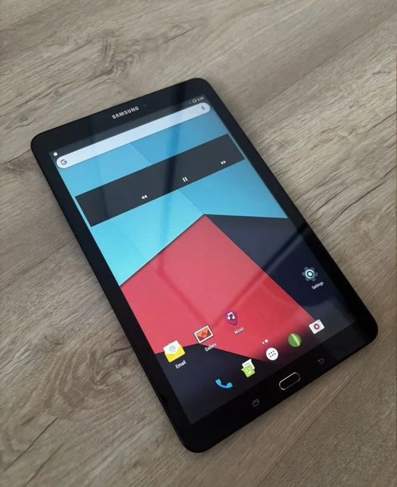 Samsung Tab E 9"6