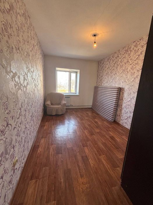 Срочно! Продается 2-х комнтаная квартира