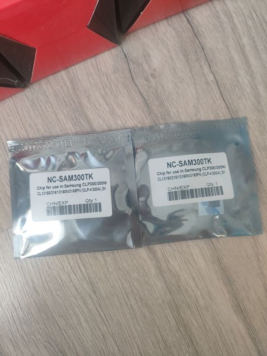 Продаются картриджи и чипы CLP 300