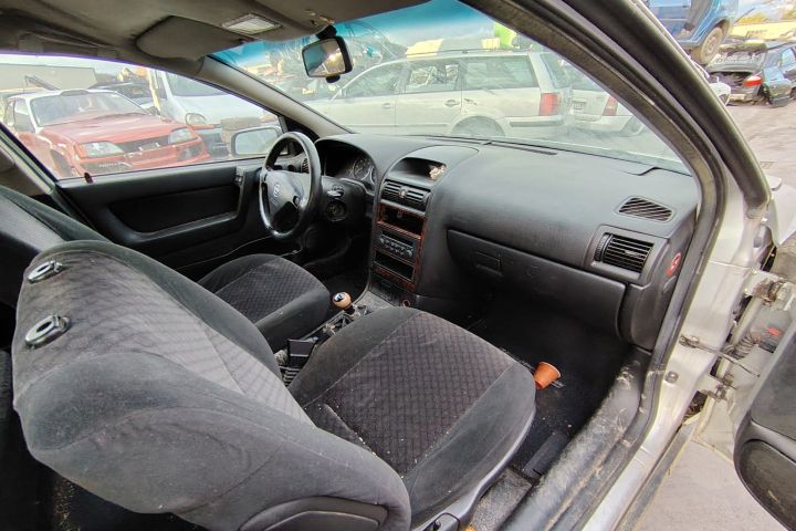 Hayon / Haion Opel Astra 2002 1.7 DTi MT (75 hp)