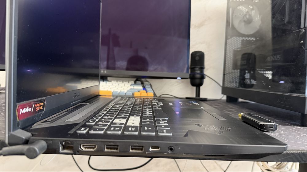 Combo Pc + laptop la super preț