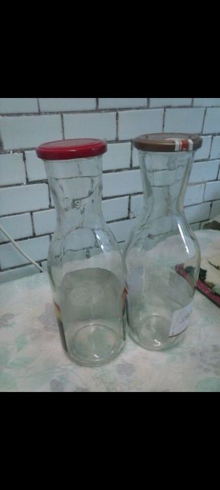 Банки 2л,1л и бутыли 1л