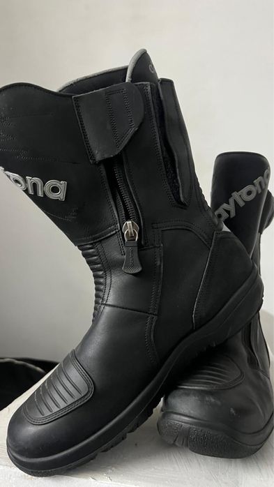 Мотоботы, состояние отличное