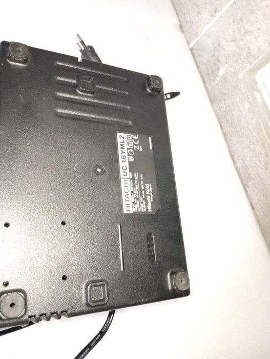Încărcătoare hitachi