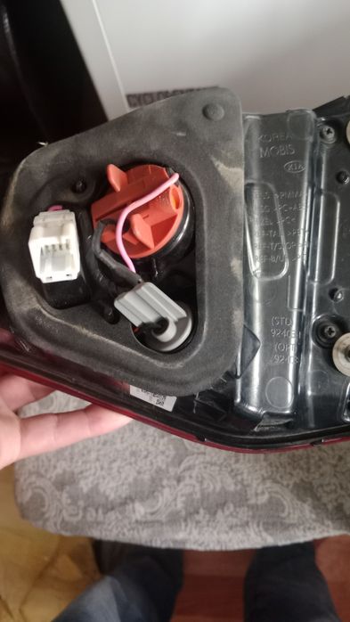 Продам задни фанари