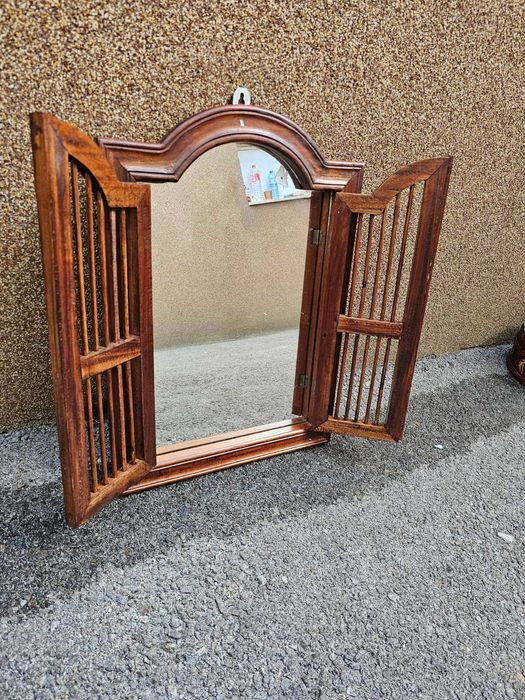 Шкаф с огледало в стил Рустик