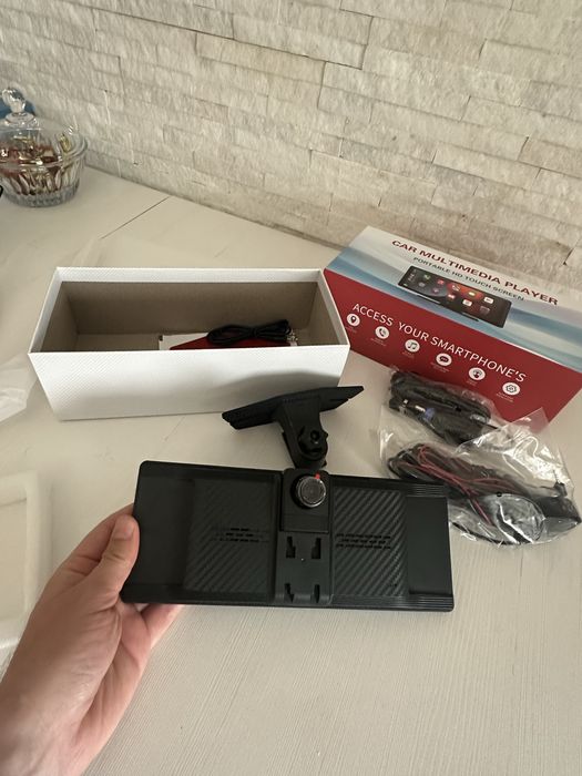 Navigatie Auto Universală 10.26″ Touchscreen cu camera video, Wireless CarPlay/Android Auto, Camera 4K cu camera marsarier