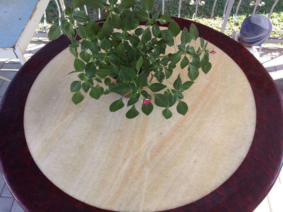 Продам стол