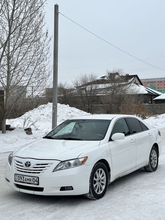 Срочно TOYOTA Camry 40