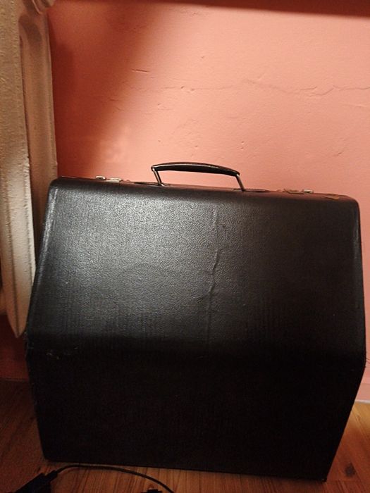 Продавам weltmeister 60 баса