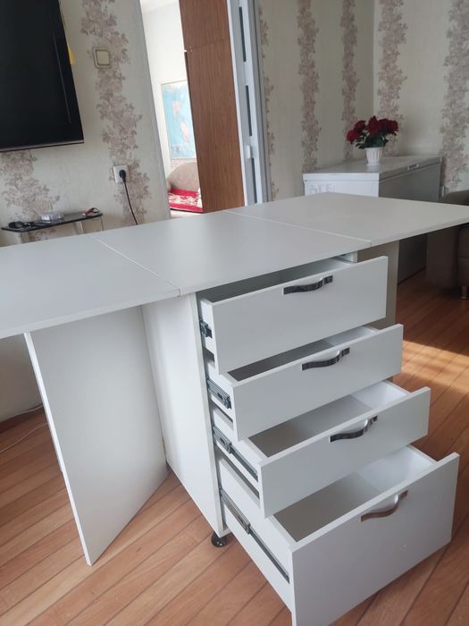 Швейный  раскроечный стол