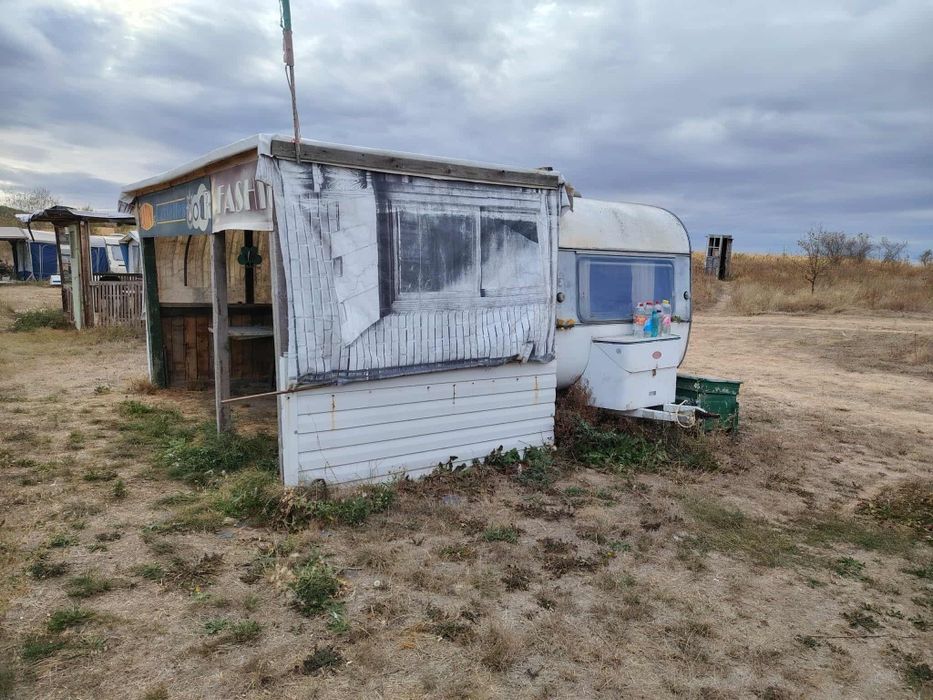 Стационарна Каравана