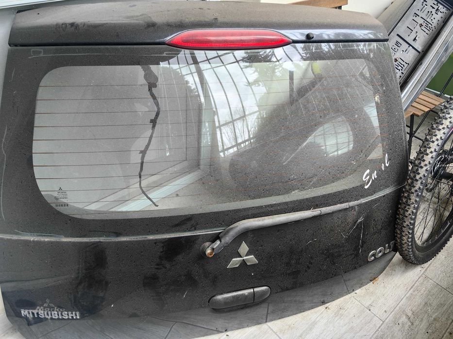 Задна броня и капак за Mitsubishi Colt