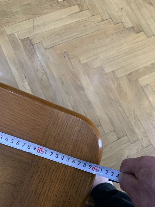 журнальный дубовй столик