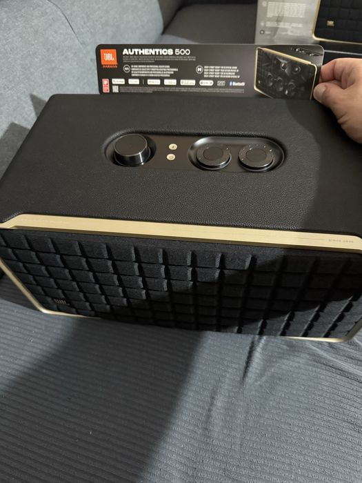 JBL AUTHENTICS 500 блутут тонколона нова