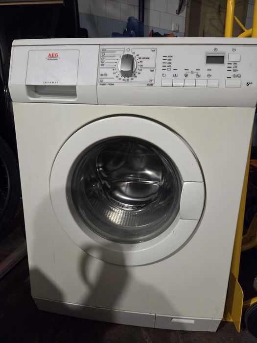 Пералня AEG L54840