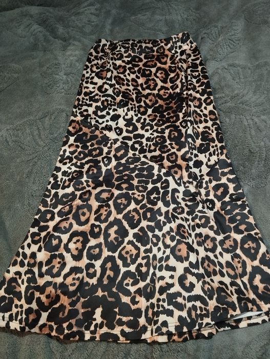 Продам женские юбки