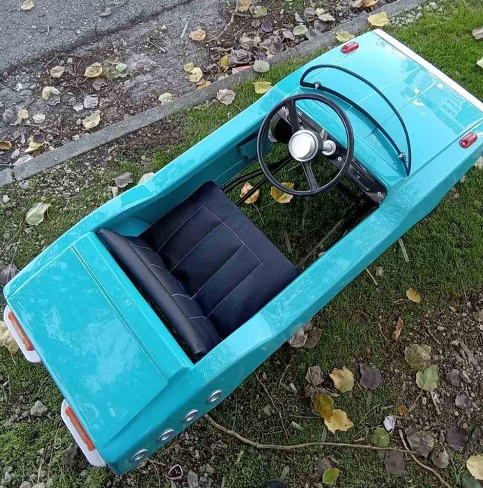 Радуга метална количка с педали детска ретро не Москвич