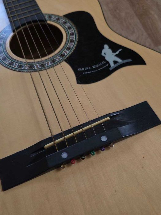 Акустическая гитара Madina + чехол