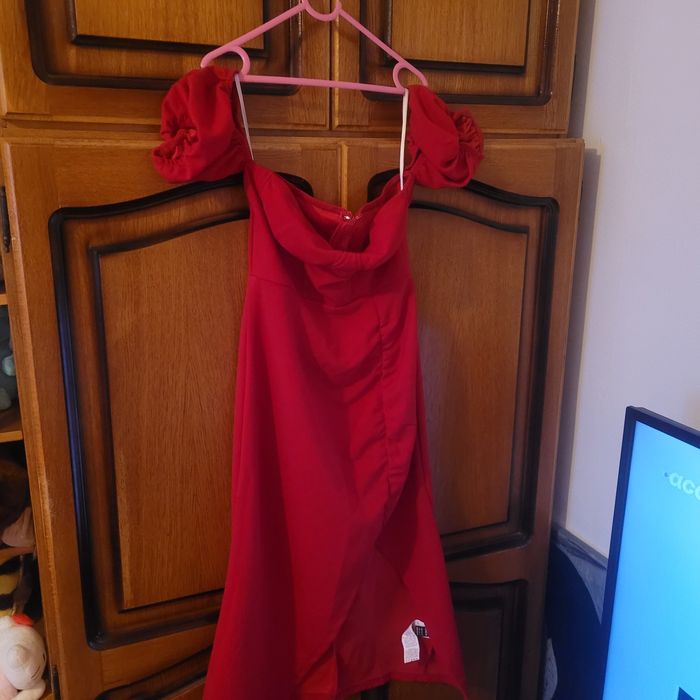 Vând rochie evenimente