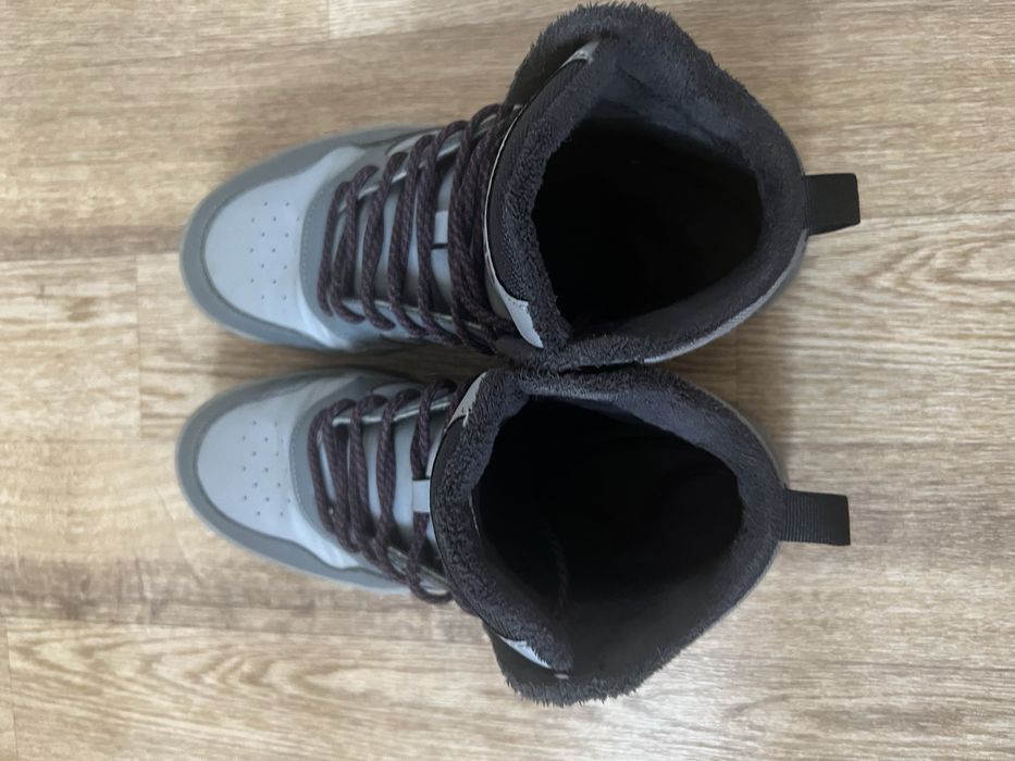 Продам ботинки адидас оригинальные