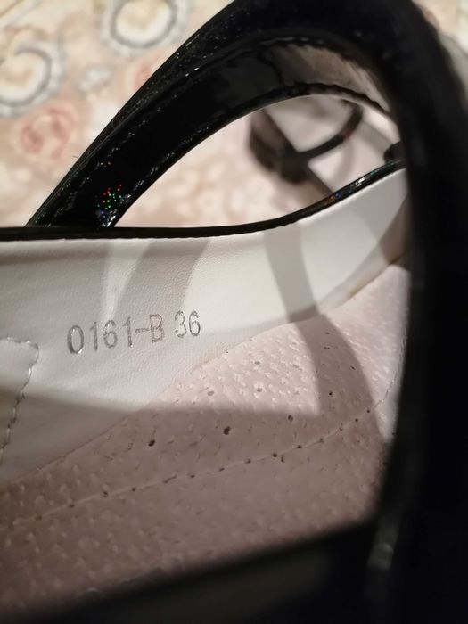 Детские туфельки