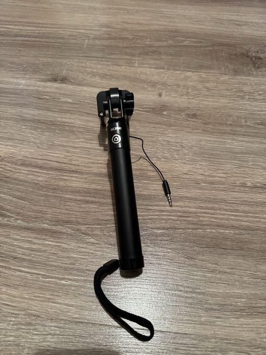 Селфи стик за смартфон