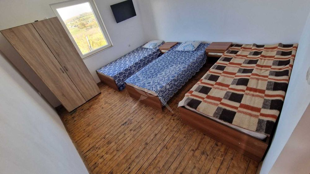 Къща в село Козичино 72100