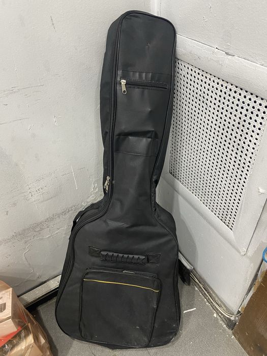 Гитара YAMAHA с зажимом