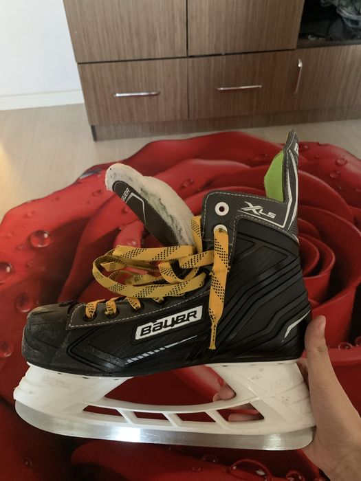 Bauer X-ls 42-42.5 размер,Торг есть!