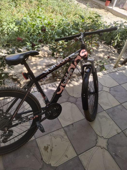 Velosiped adidas