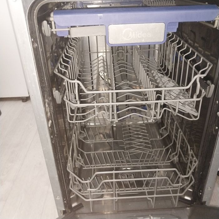 Продам посуду мойку