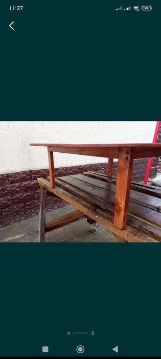 круглый столик для топчана