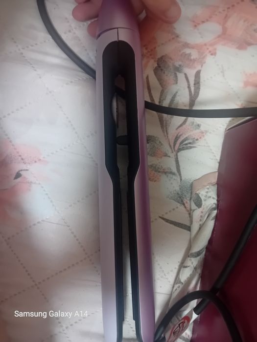 Продавам преса за коса с 2г гаранция