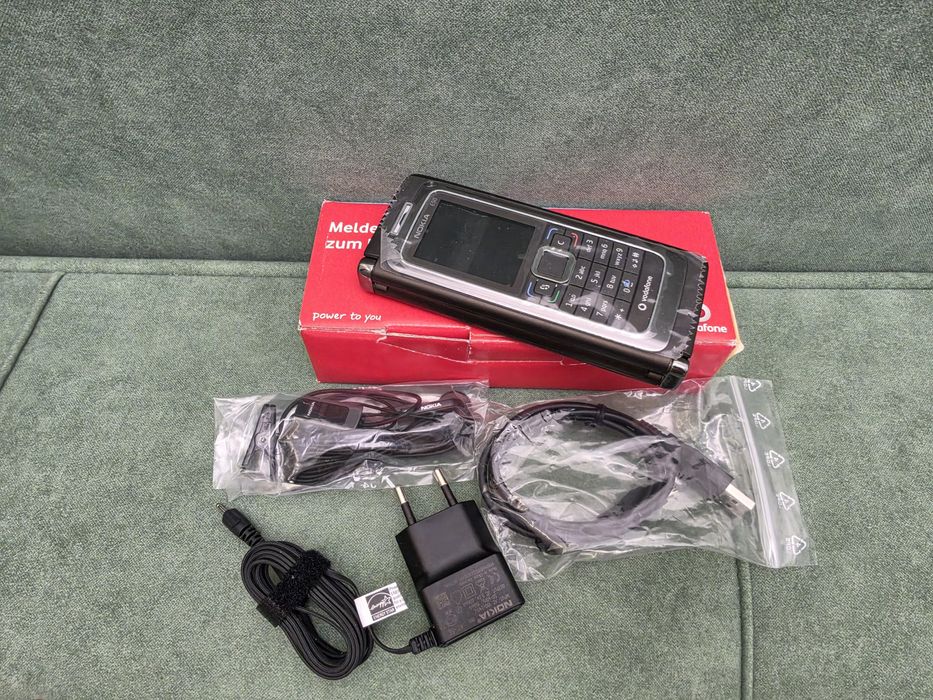 ретро Nokia E90 как новый