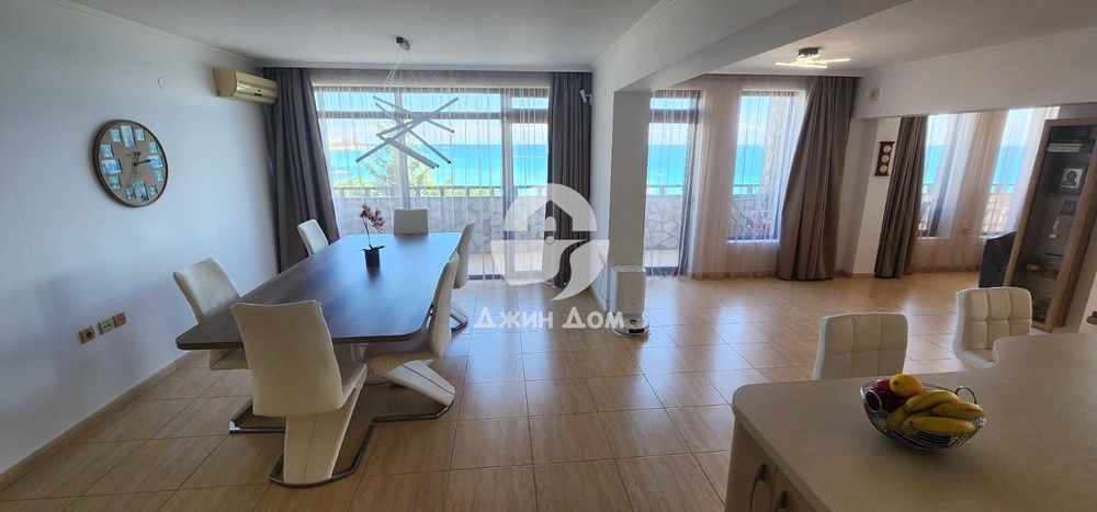 Четиристаен пентхаус с ПАНОРАМА МОРЕ в к-с Етъра 1, гр. Свети Влас