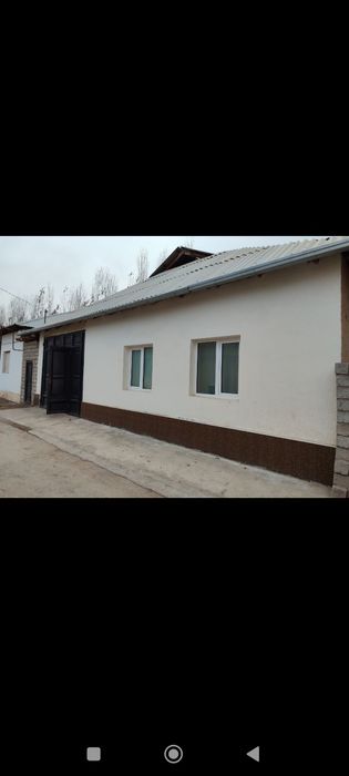 Uy sotiladi  yengi xolati zor xamma sharoidlari bilan