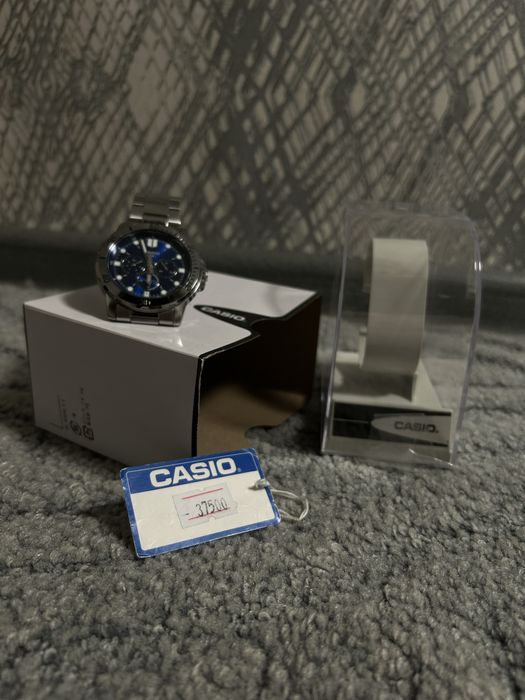 Часы CASIO, есть коробка, чеки!