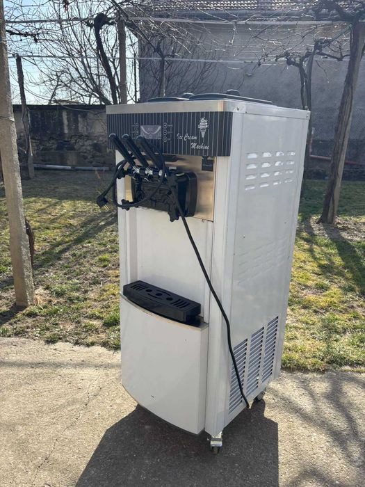 Нова профи машина за мек италиански крем сладолед 3 вкуса ГАРАНЦИЯ 2г